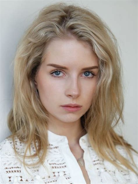 lottie moss net worth|Lottie Moss Bio, Net Worth, Age, Relationship, Height,。